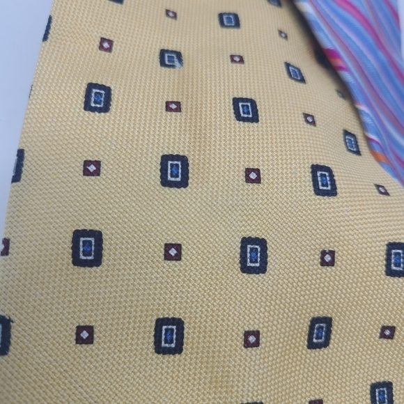 Tommy Hilfiger | Men's Lot of Two Mixed Print Silk Vintage Neckties - Picture 10 of 13